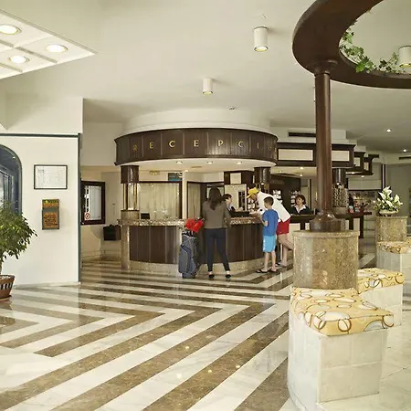 Hovima Atlantis Hotell 4*