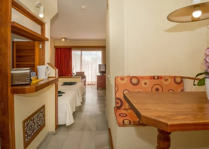 Hovima Atlantis Hotel 4*