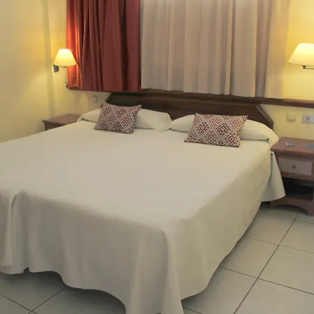 Hovima Atlantis 4* Costa Adeje (Tenerife)